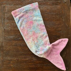 COSUSKET Mermaid Tail Blanket for Girls, All Seasons Soft Colorful Toddler-Girls